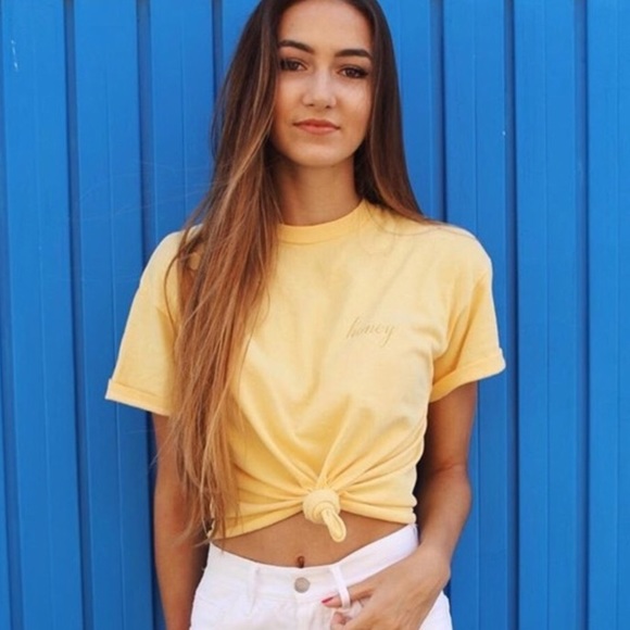 🦋LAST ONE Brandy Melville Honey T-shirt - Picture 2 of 7